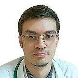 Врач Денисов Анатолий Алексеевич