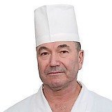 Врач Гробушкин Петр Александрович