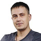 Врач Ляукин Максим Петрович