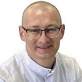 Врач Михайлов Денис Витальевич