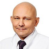 Врач Озеров Георгий Николаевич