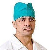 Врач Петров Лев Николаевич
