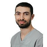 Врач Разуев Артур Омарович
